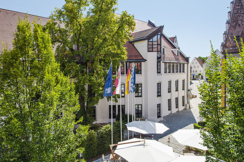 Hotel Kloesterle Noerdlingen - In Kuerze Elaya Hotel Kloesterle Noerdlingen Exterior photo